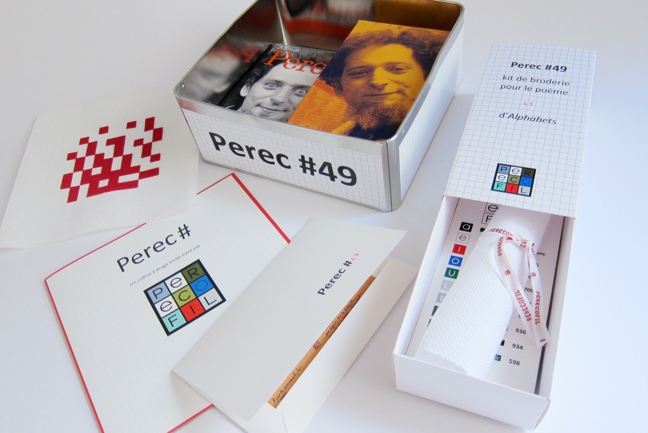 Photo du contenu du coffret Perec